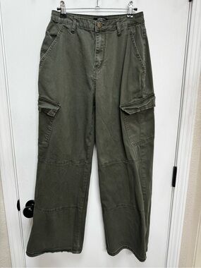 American Bazi Olive Green Wide-Leg Cargo Pants